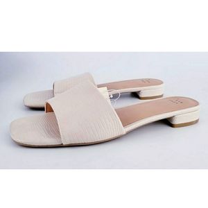 NWT A.NEW DAY SUMMER SANDALS
